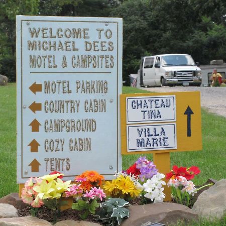 Michael Dee'S Motel East Durham Εξωτερικό φωτογραφία