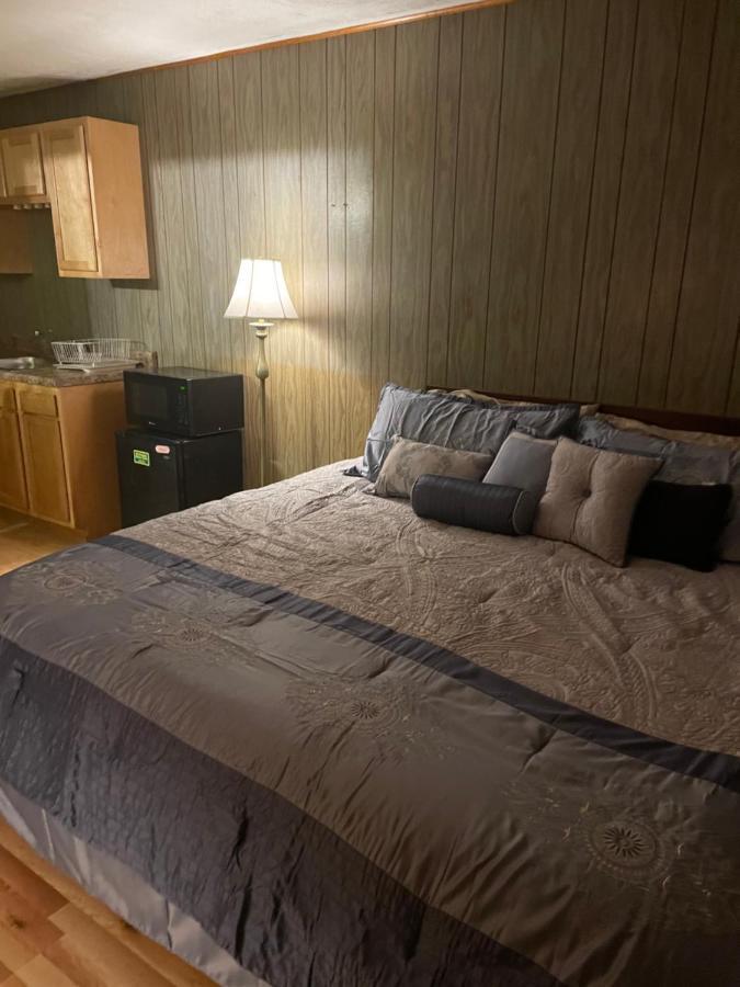 Michael Dee'S Motel East Durham Εξωτερικό φωτογραφία